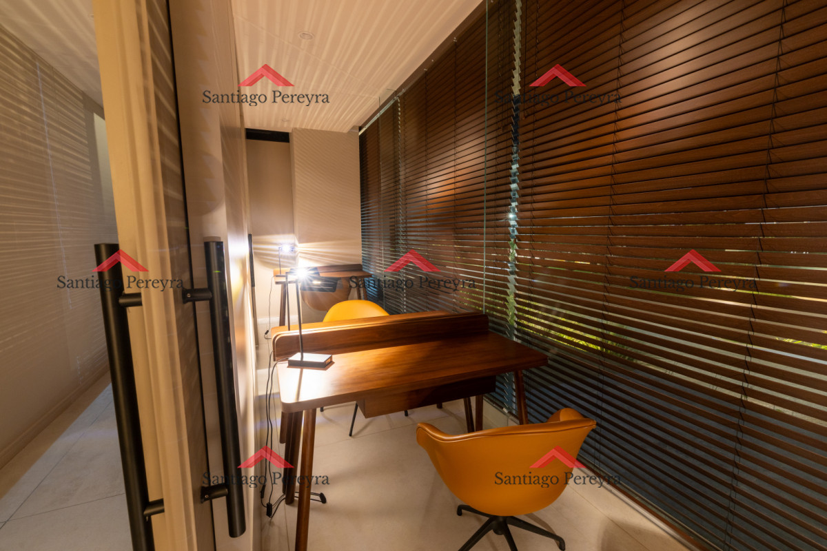 Apartamento ID.16970 - Apartamento de 2 dormitorios en venta, Playa Brava Punta del Este