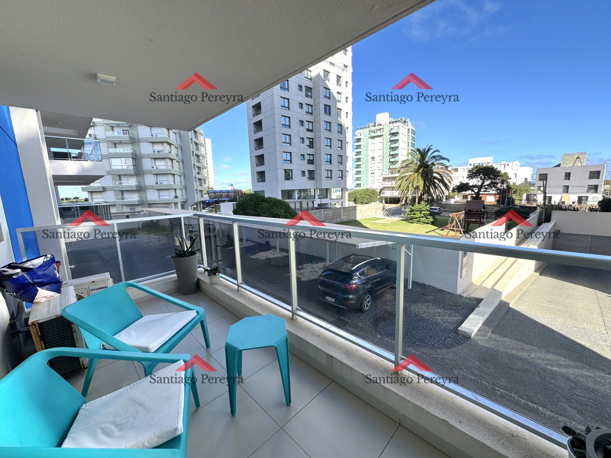 Apartamento ID.7943 - Excelente ubicación en primeras paradas de Brava