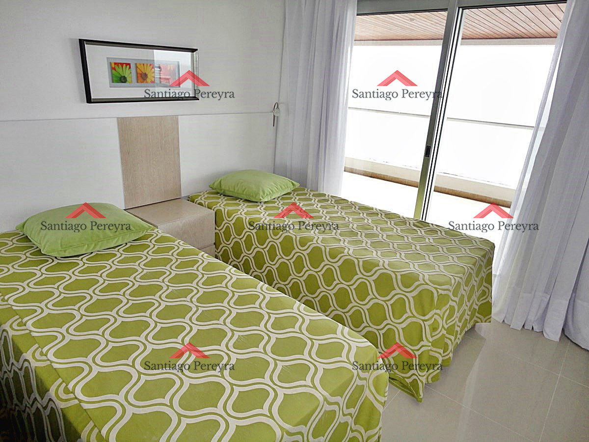 Apartamento ID.8793 - Punta del Este, 3 dormitorios con vista al mar