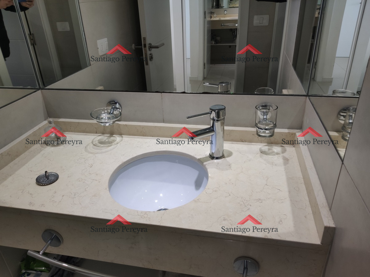Apartamento ID.13720 - apartamento en venta, 2 dormitorios torre de primer nivel con amenities completos, servicio de playa, balcon con vista al mar