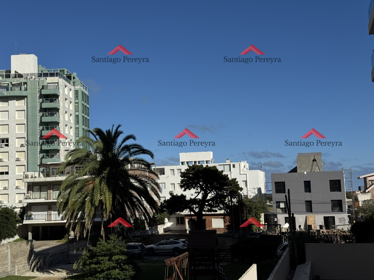 Apartamento ID.7943 - Excelente ubicación en primeras paradas de Brava