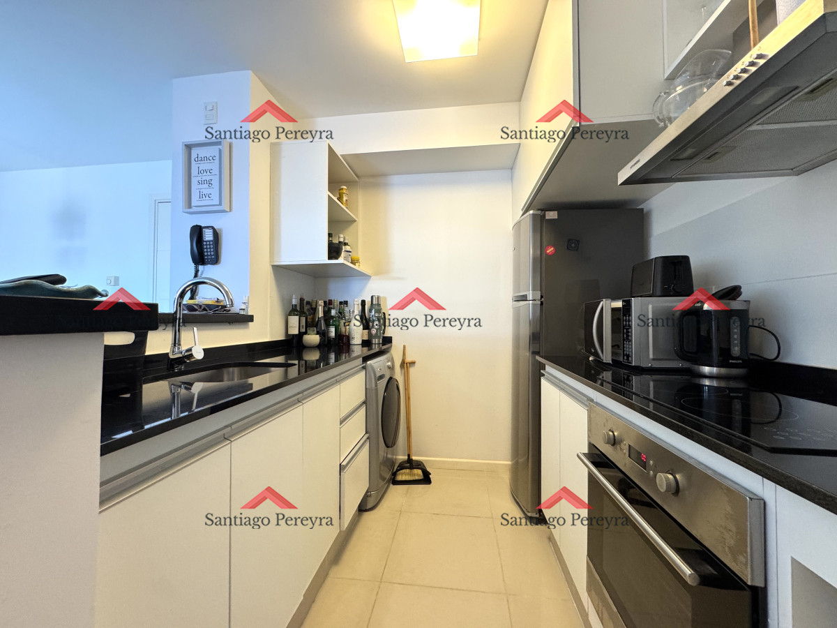 Apartamento ID.7943 - Excelente ubicación en primeras paradas de Brava