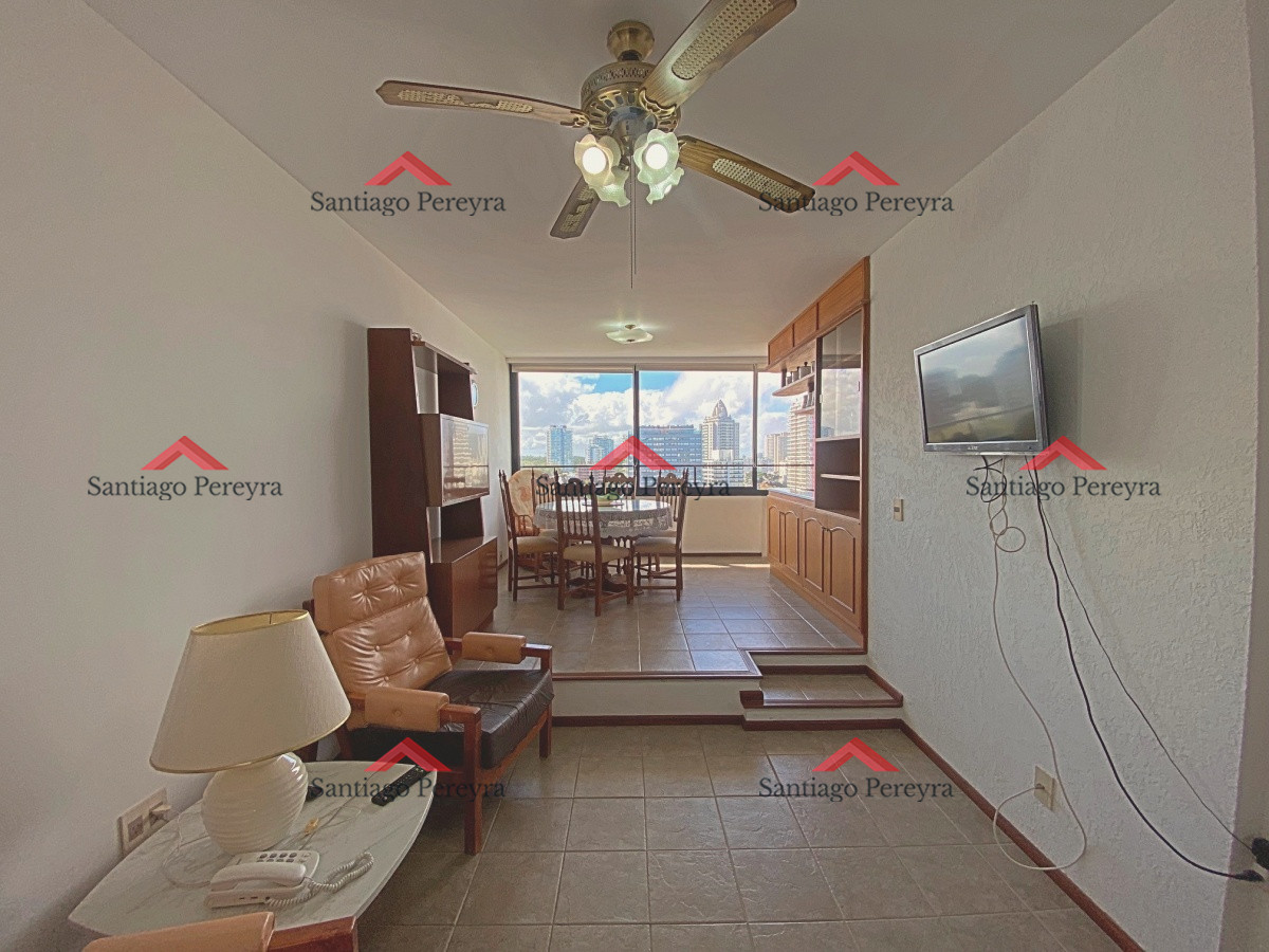 Apartamento ID.12730 - Apartamento de 2 dormitorios en venta Punta del Este