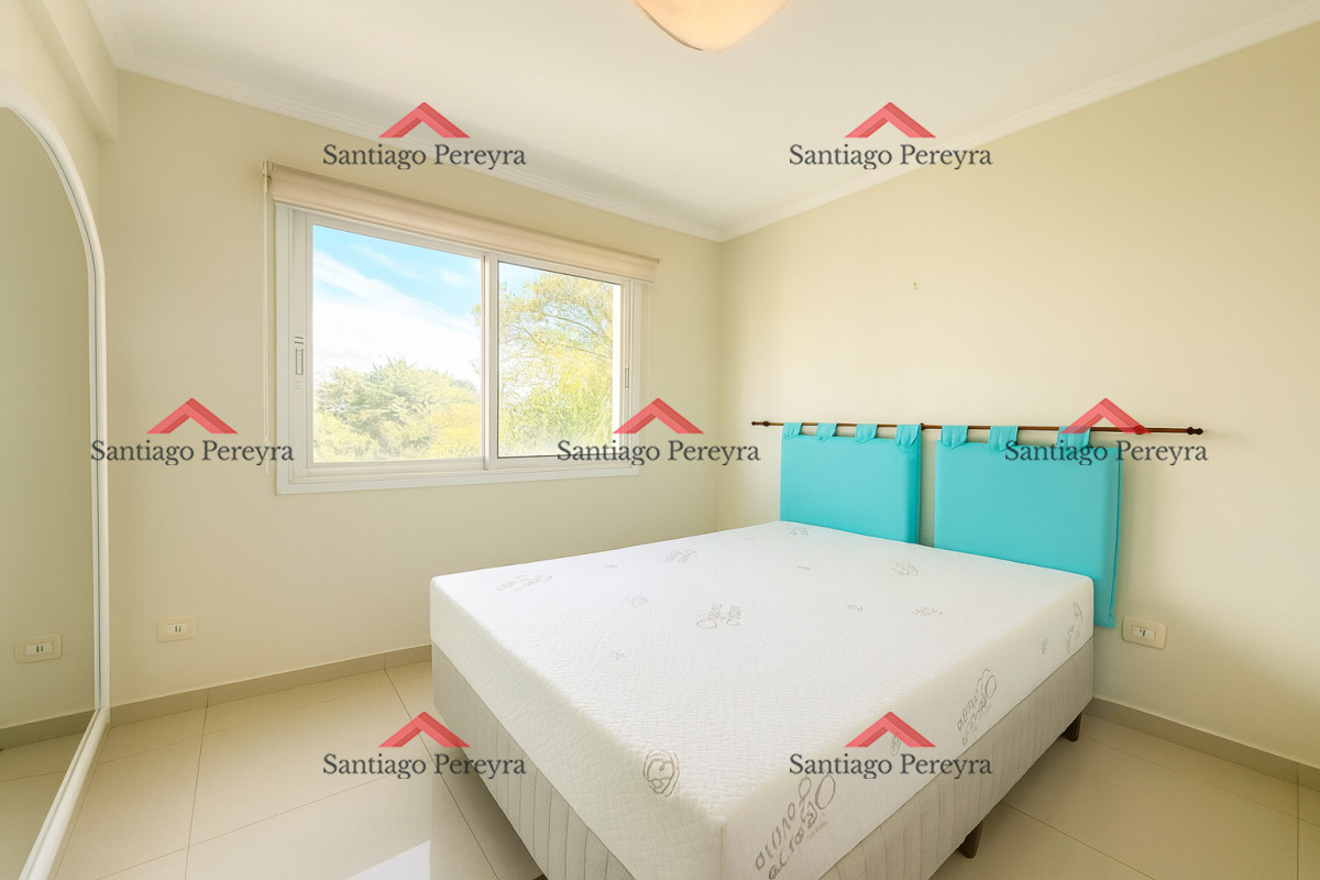 Apartamento ID.16993 - Apartamento en venta de 3 dormitorios en Playa Brava Punta del Este