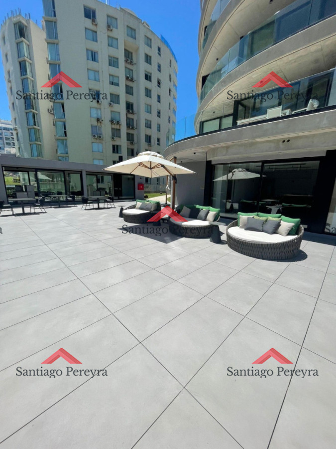 Apartamento ID.16970 - Apartamento de 2 dormitorios en venta, Playa Brava Punta del Este