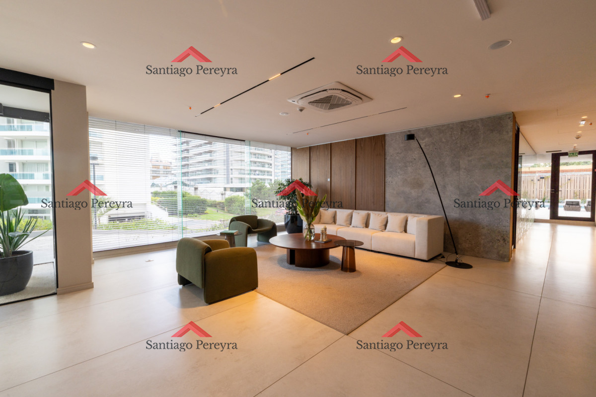 Apartamento ID.16970 - Apartamento de 2 dormitorios en venta, Playa Brava Punta del Este