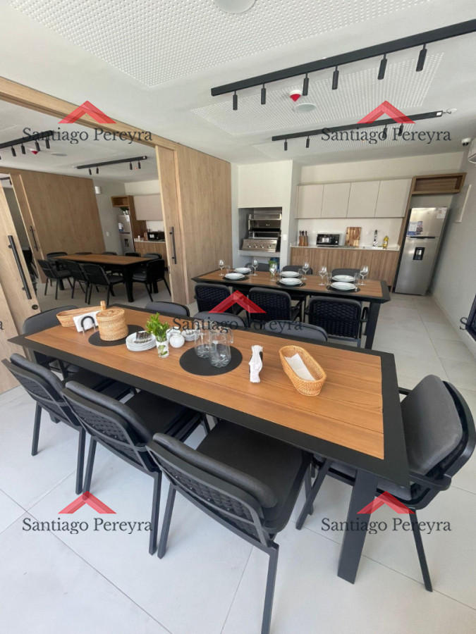 Apartamento ID.16970 - Apartamento de 2 dormitorios en venta, Playa Brava Punta del Este