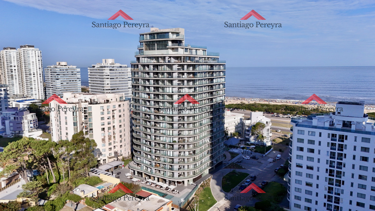 Apartamento ID.16970 - Apartamento de 2 dormitorios en venta, Playa Brava Punta del Este