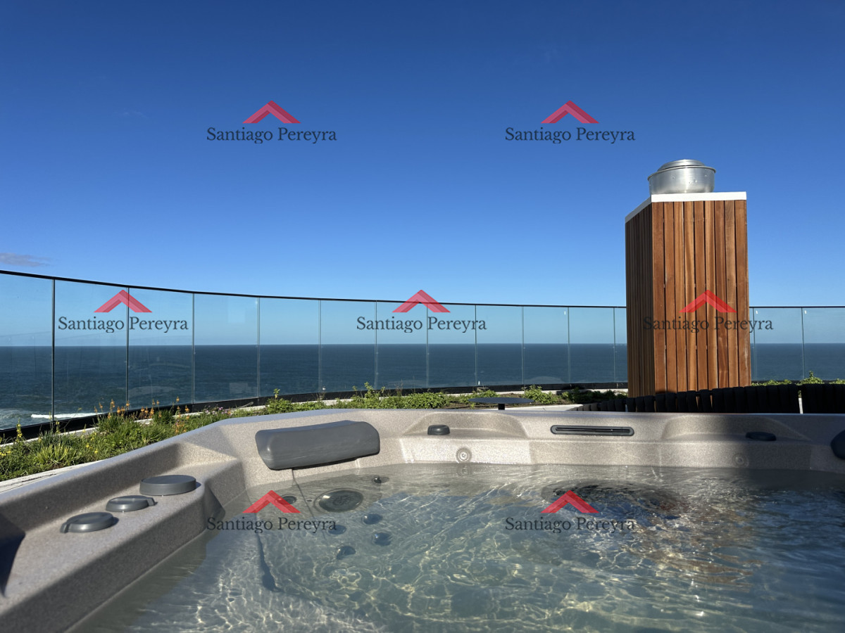 Apartamento ID.16970 - Apartamento de 2 dormitorios en venta, Playa Brava Punta del Este