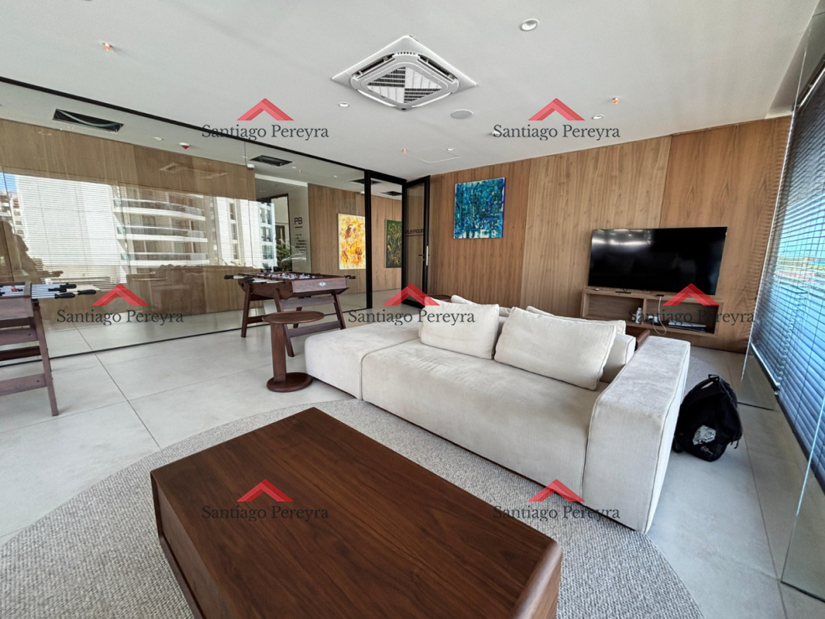 Apartamento ID.16970 - Apartamento de 2 dormitorios en venta, Playa Brava Punta del Este