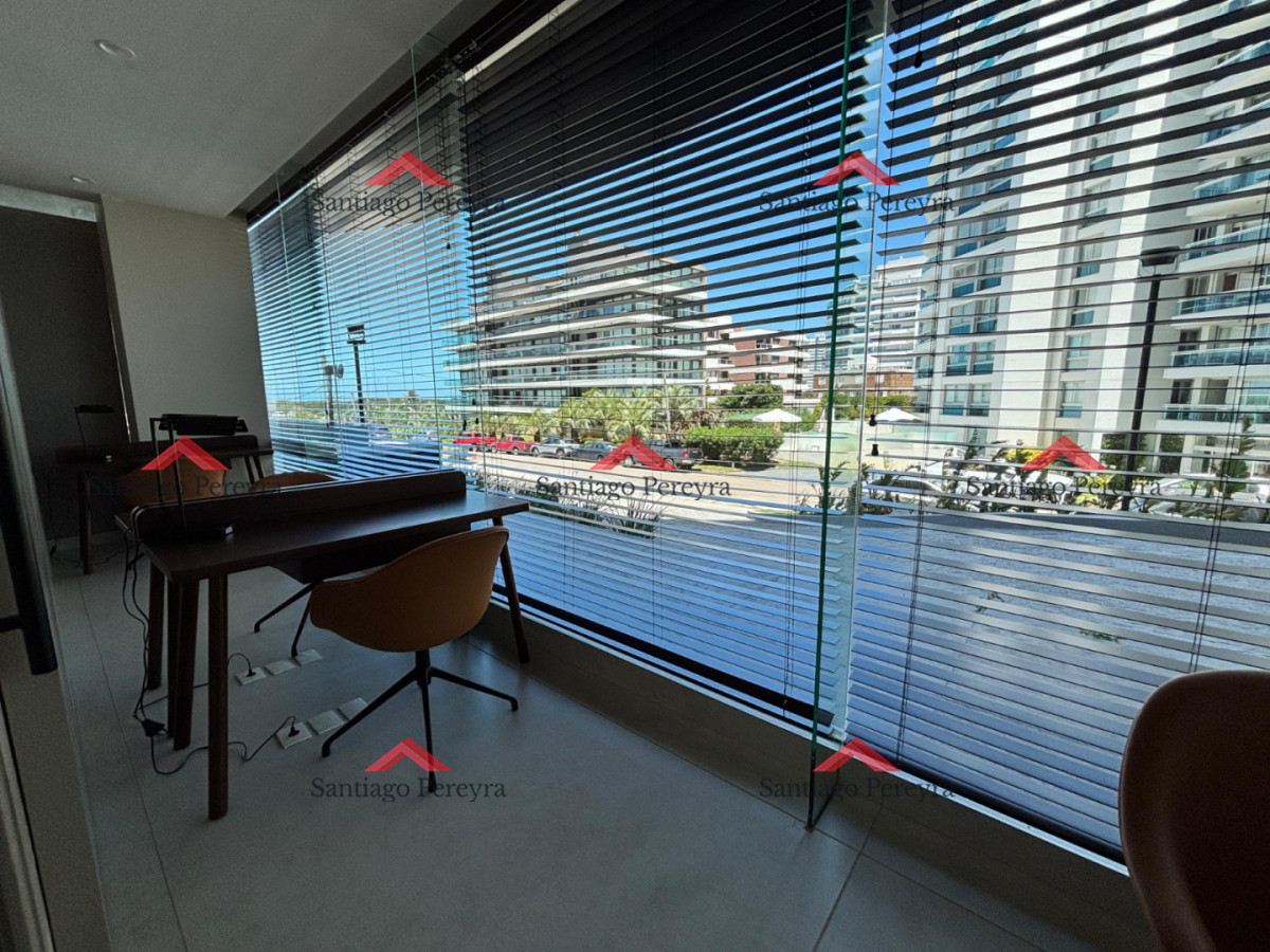 Apartamento ID.16970 - Apartamento de 2 dormitorios en venta, Playa Brava Punta del Este