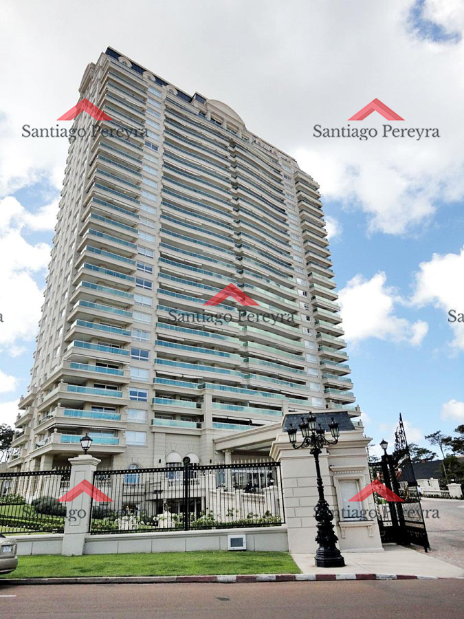 Apartamento ID.12930 - Departamento en piso alto y esquinero en Le Jardin