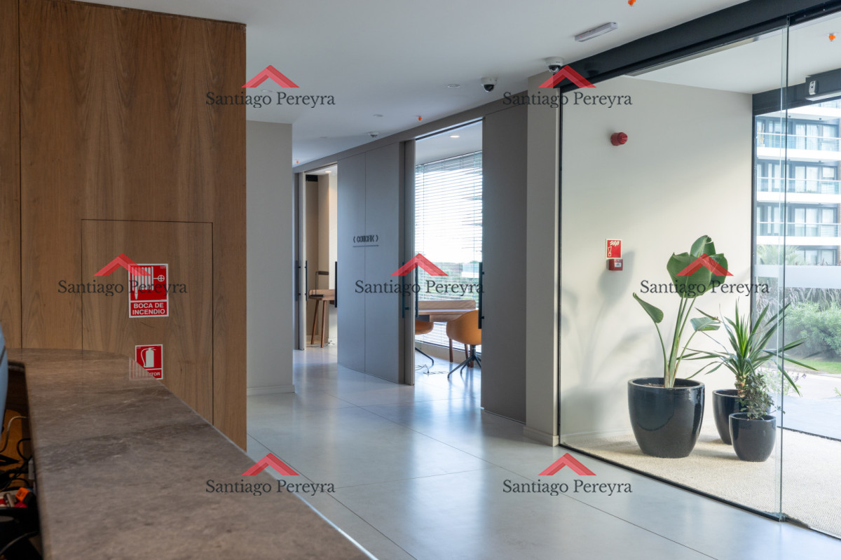 Apartamento ID.16970 - Apartamento de 2 dormitorios en venta, Playa Brava Punta del Este