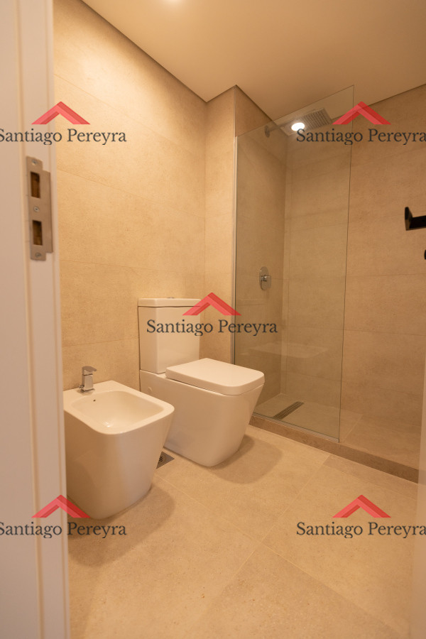 Apartamento ID.16970 - Apartamento de 2 dormitorios en venta, Playa Brava Punta del Este