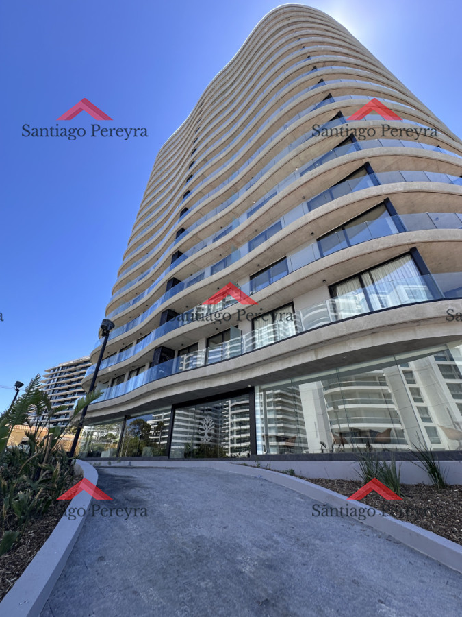 Apartamento ID.16970 - Apartamento de 2 dormitorios en venta, Playa Brava Punta del Este