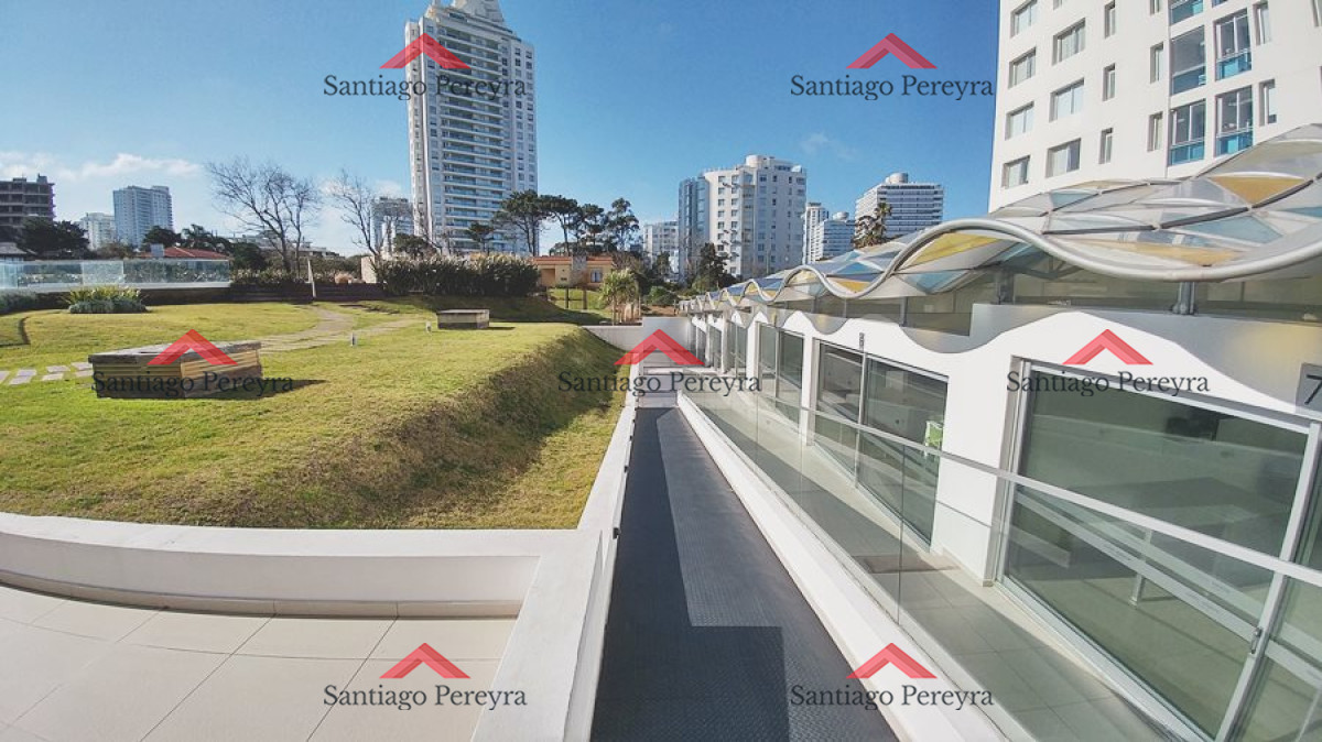 Apartamento ID.8793 - Punta del Este, 3 dormitorios con vista al mar