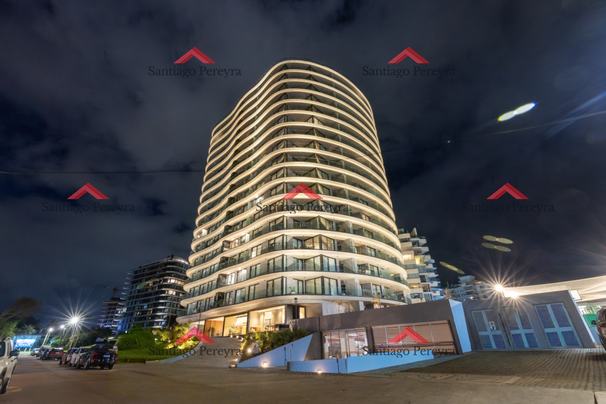 Apartamento ID.16970 - Apartamento de 2 dormitorios en venta, Playa Brava Punta del Este