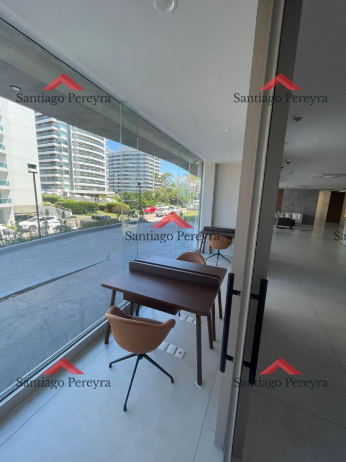 Apartamento ID.16970 - Apartamento de 2 dormitorios en venta, Playa Brava Punta del Este