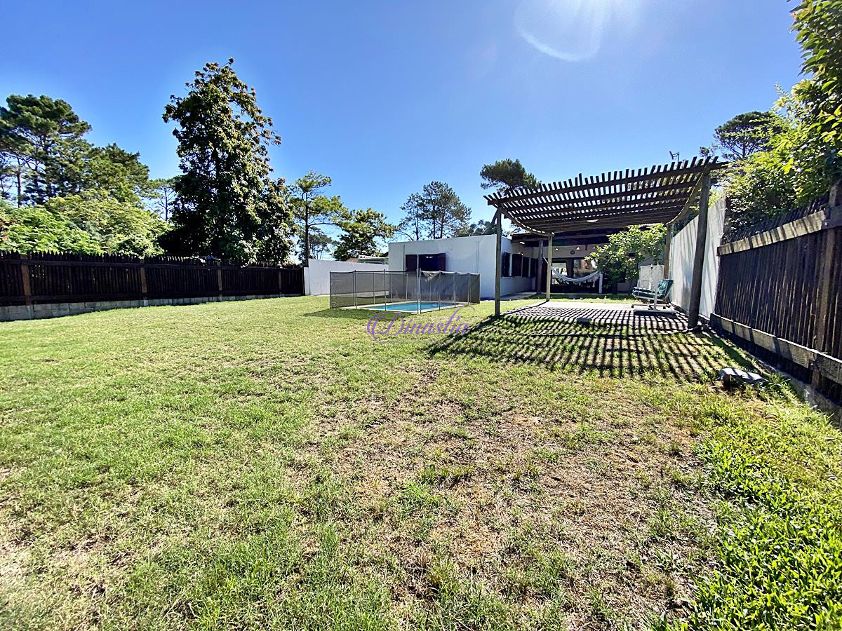 Casa ID.323 - Venta Casa de 3 dormitorios en Pinares, Punta del Este 