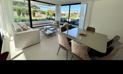 Apartamento de 2 dormitorios en venta Punta del Este