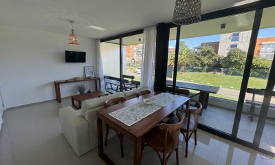 Apartamento de 3 dormitorios  en venta zona mansa