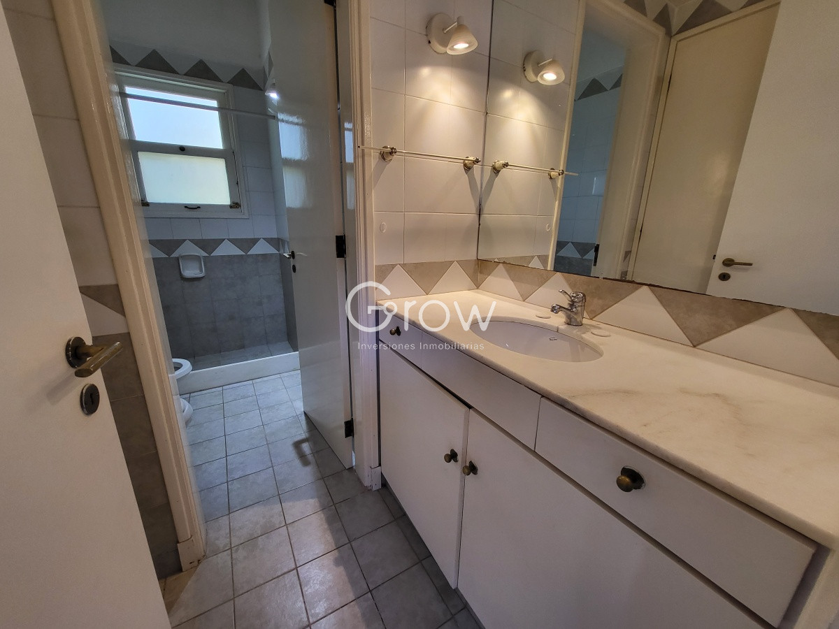 Casa ID.432 - Casa en venta en Punta del Este, barrio privado, barrio cerrado La Arbolada