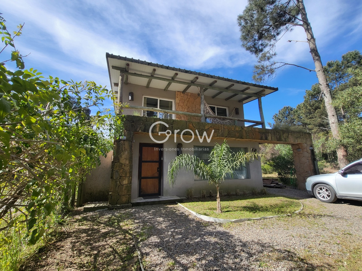 Casa ID.932 - Muy linda casa en Burnett de 3 dormitorios, terreno amplio 
