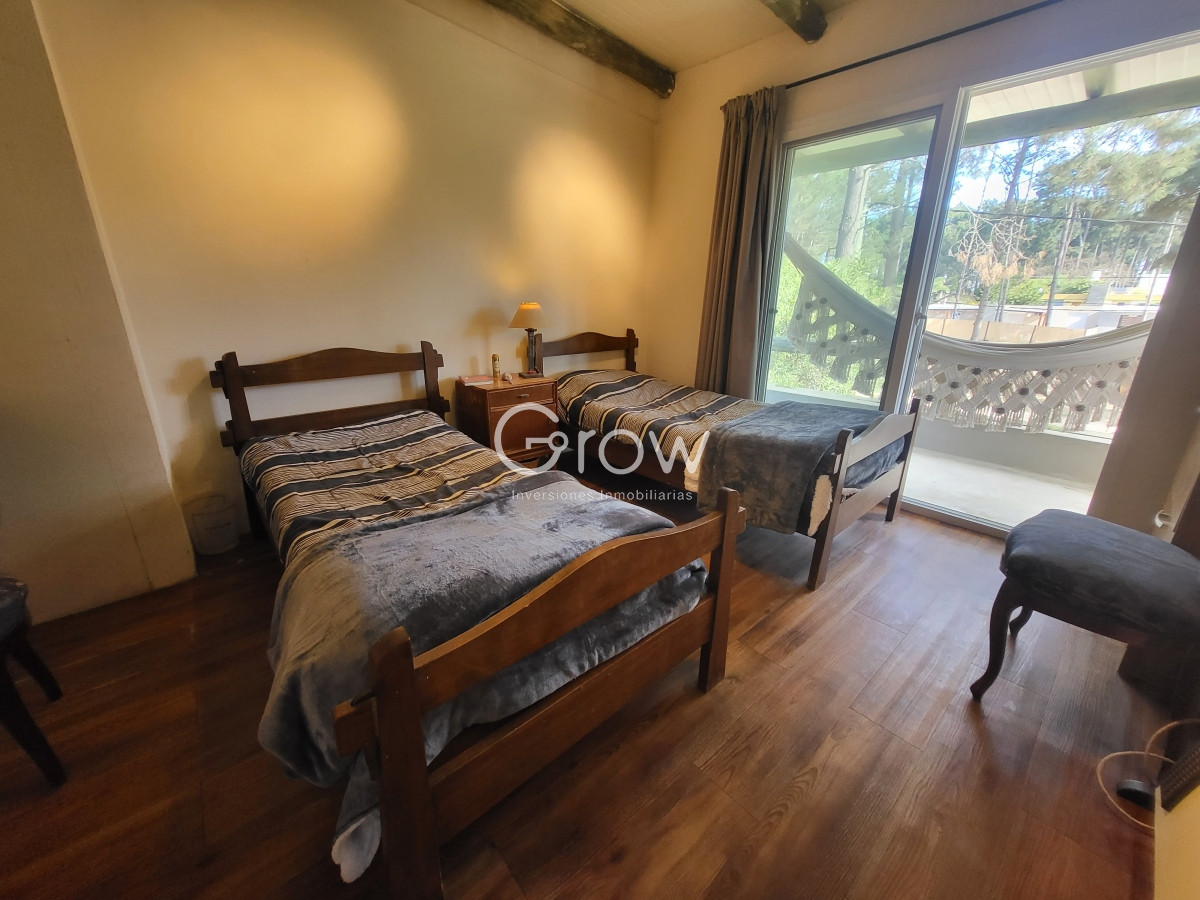 Casa ID.932 - Muy linda casa en Burnett de 3 dormitorios, terreno amplio 