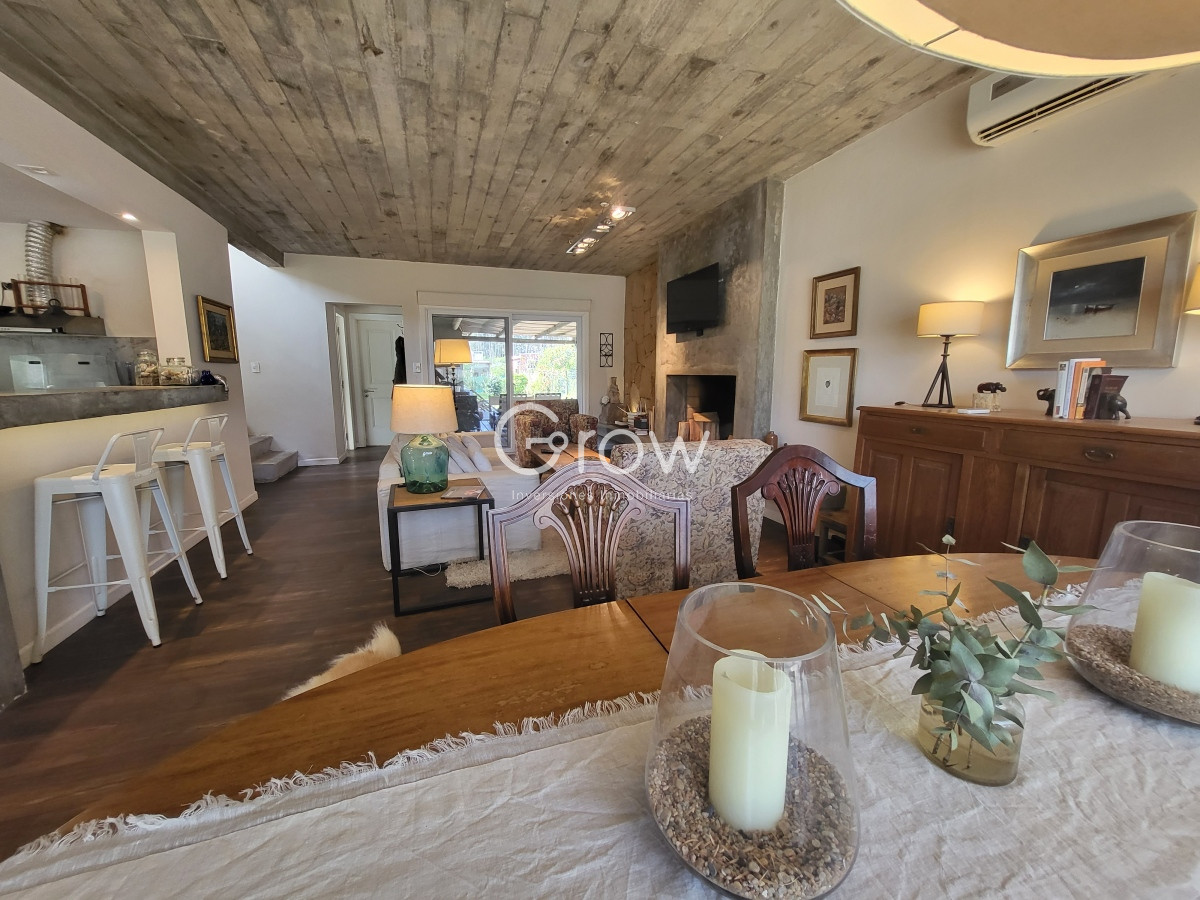 Casa ID.932 - Muy linda casa en Burnett de 3 dormitorios, terreno amplio 