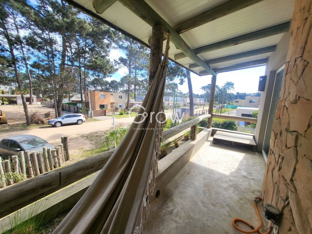 Casa ID.932 - Muy linda casa en Burnett de 3 dormitorios, terreno amplio 