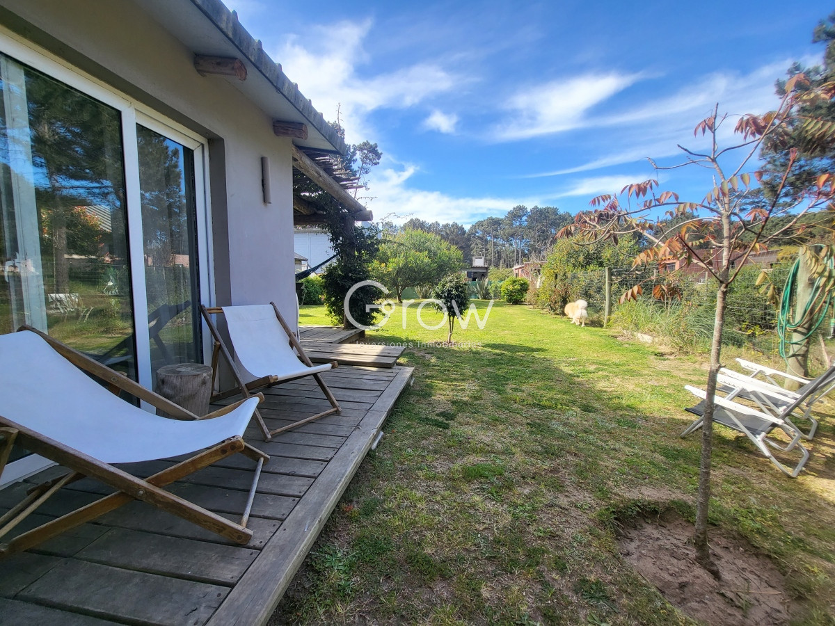 Casa ID.932 - Muy linda casa en Burnett de 3 dormitorios, terreno amplio 