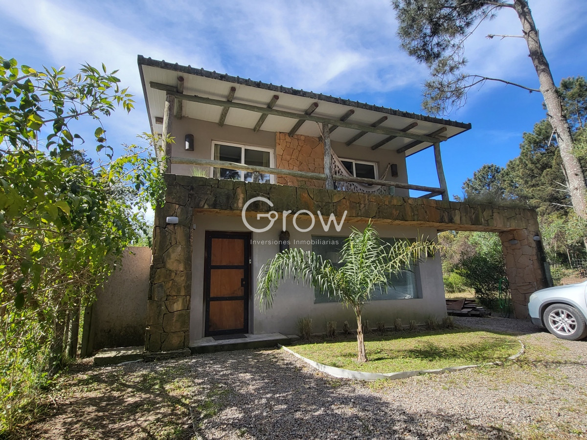 Casa ID.932 - Muy linda casa en Burnett de 3 dormitorios, terreno amplio 