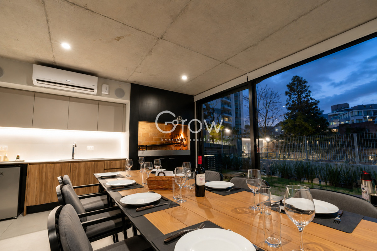 Apartamento ID.4010 - Apartamento en venta de 2 dormitorios en Playa Brava Punta del Este
