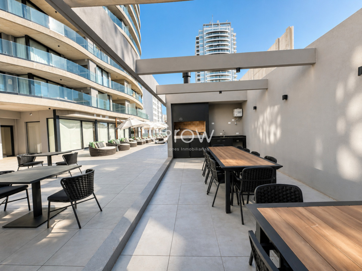 Apartamento ID.4010 - Apartamento en venta de 2 dormitorios en Playa Brava Punta del Este
