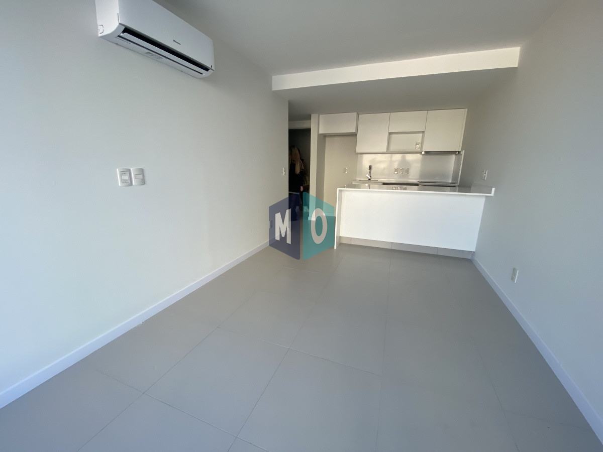 Apartamento ID.521 - Departamento a metros del mar, parada 4 de playa mansa