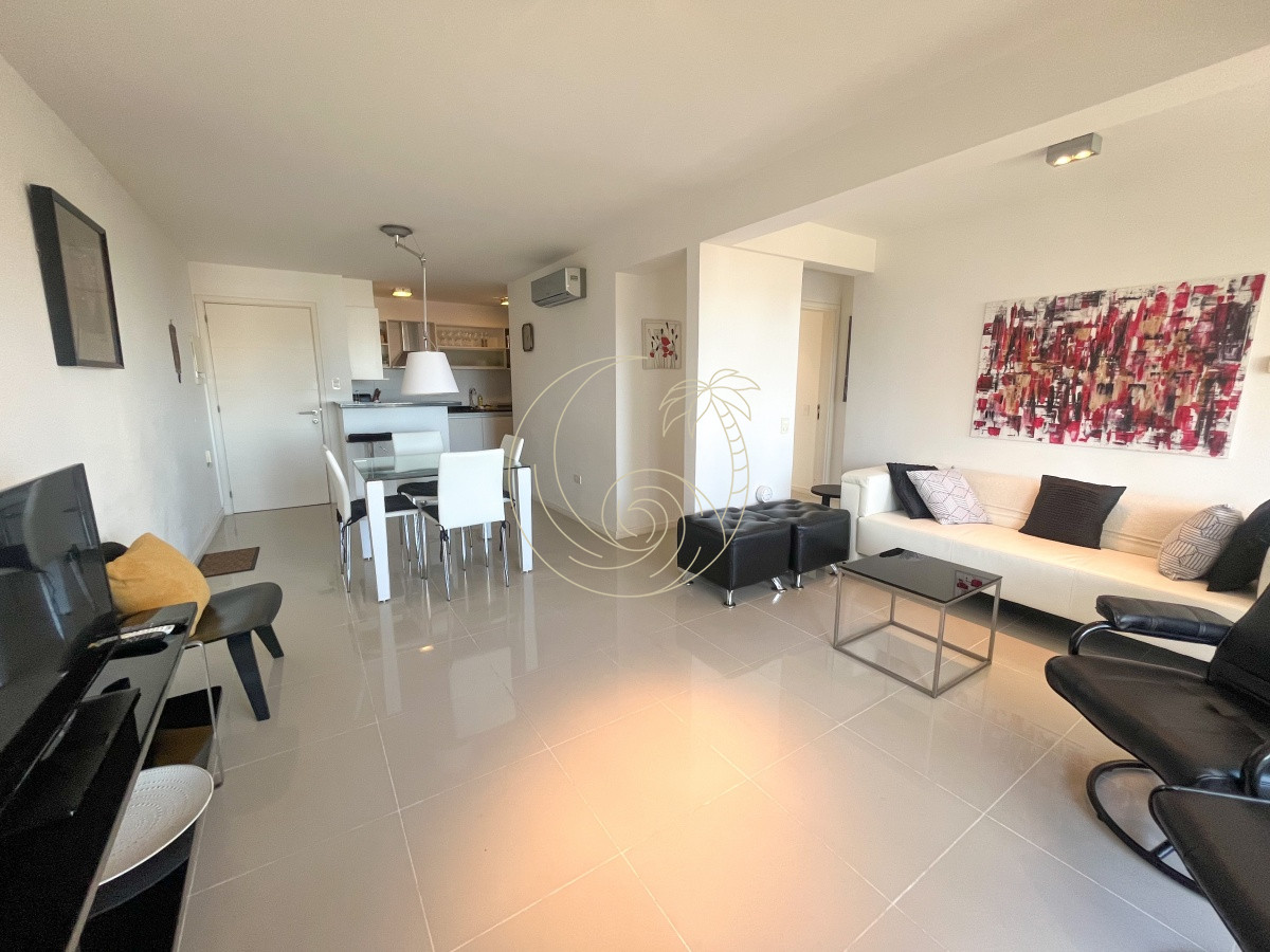 Apartamento ID.21092382 - Apartamento de 2 dormitorios en venta Punta del Este