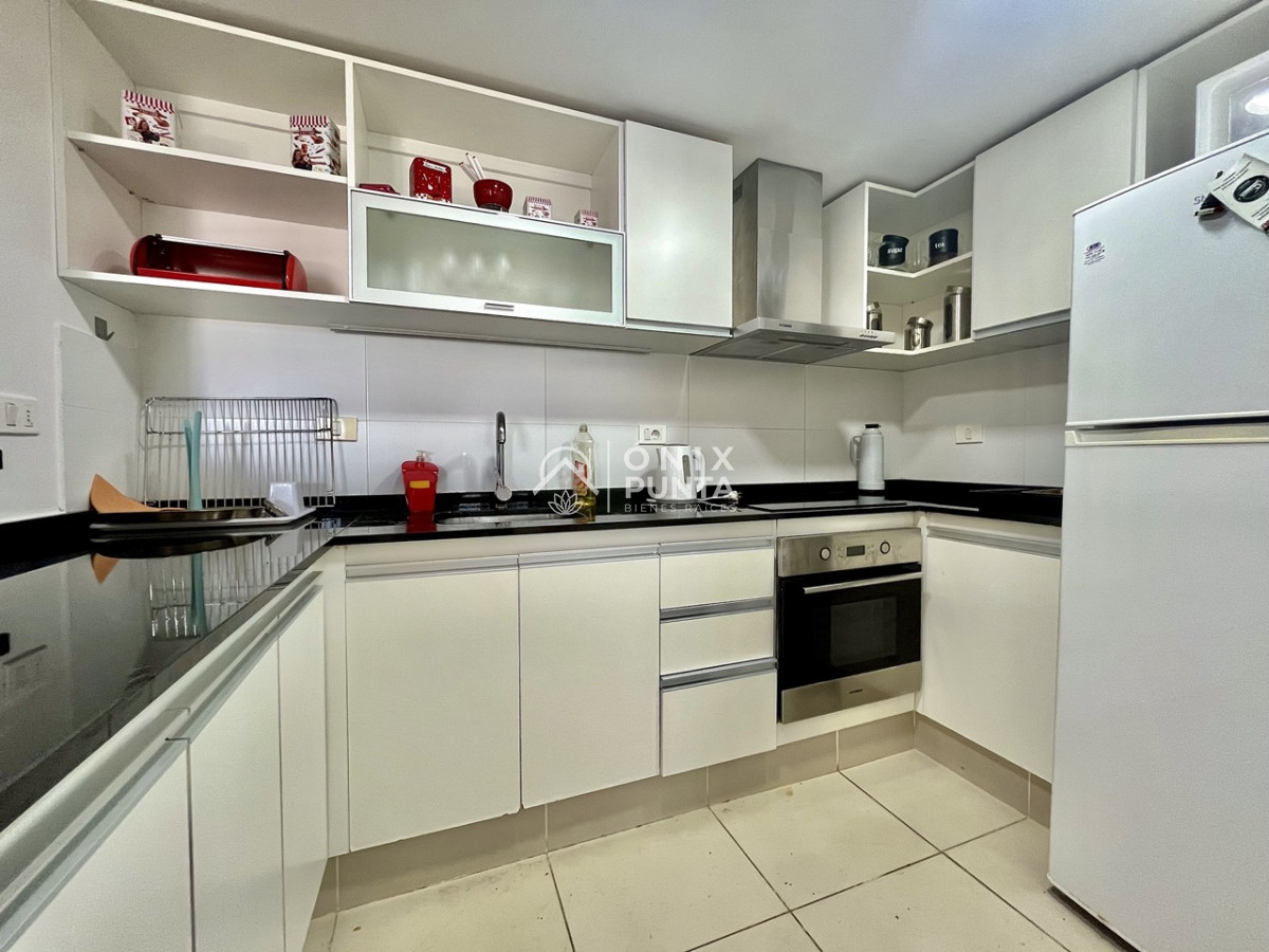Apartamento ID.83 - Apartamento en venta, 3 dormitorios en Playa Brava Punta del Este