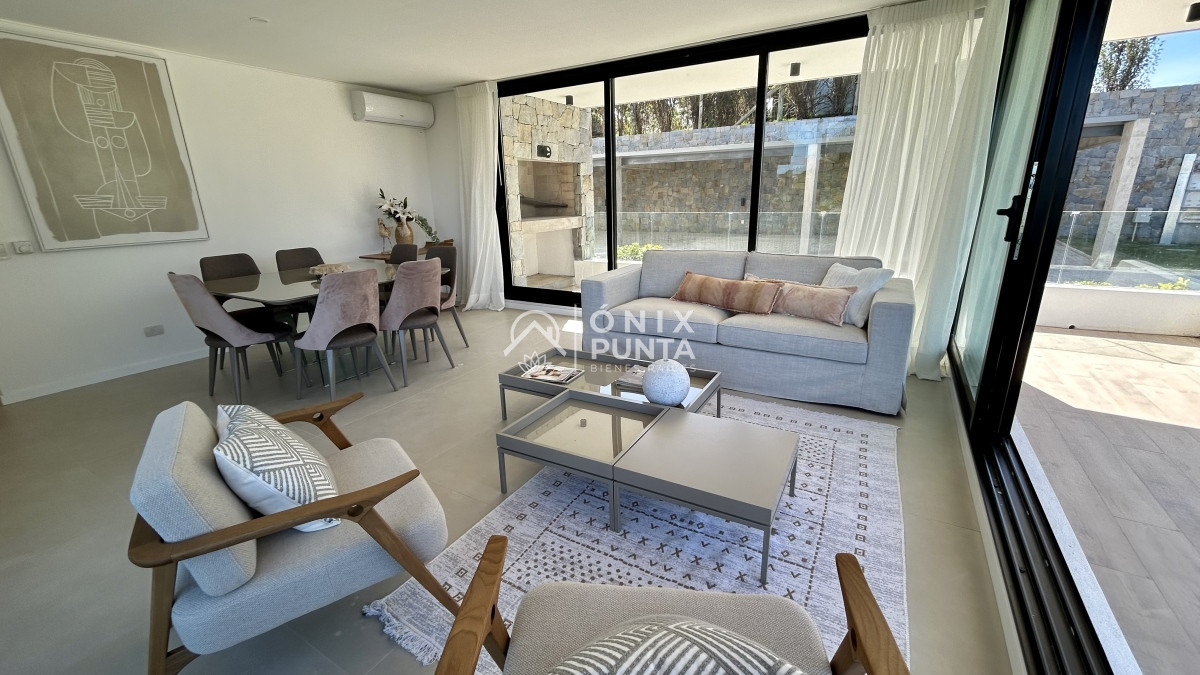 Apartamento ID.139 - Apartamento de 2 dormitorios en venta Punta del Este