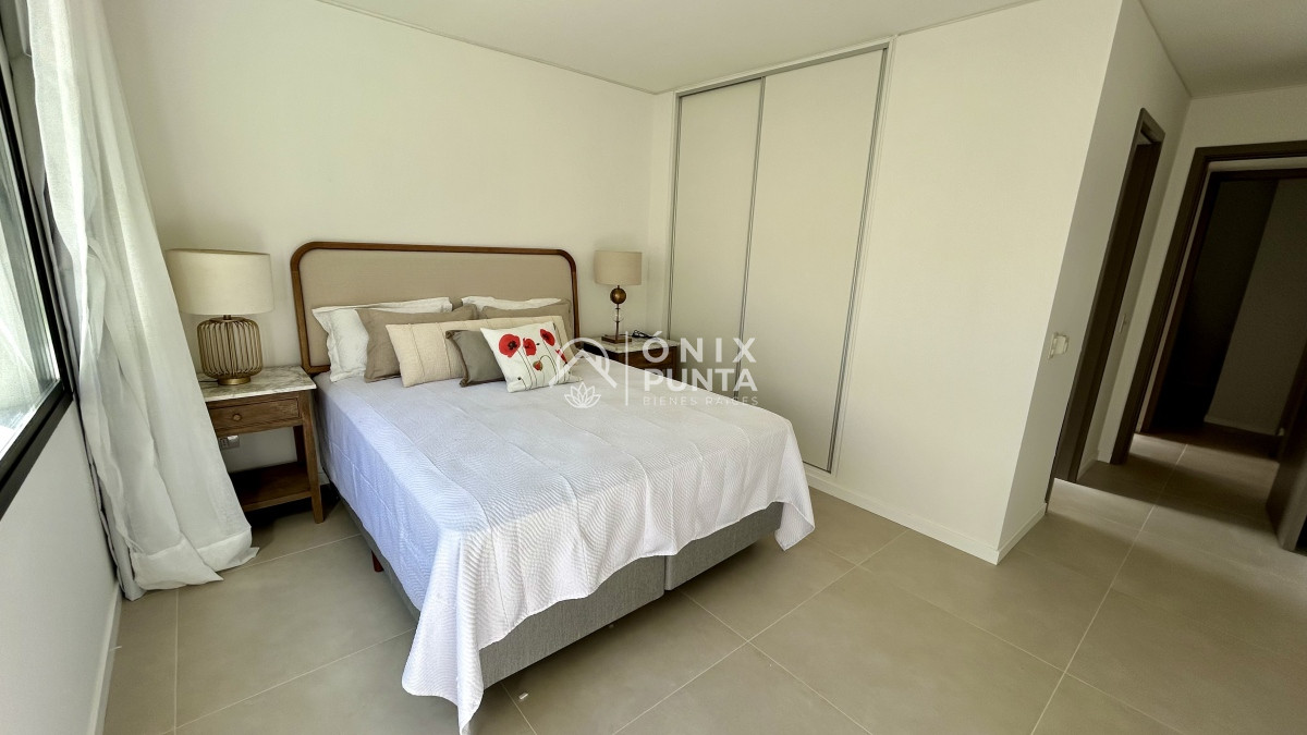 Apartamento ID.139 - Apartamento de 2 dormitorios en venta Punta del Este