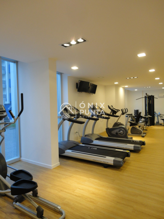 Apartamento ID.83 - Apartamento en venta, 3 dormitorios en Playa Brava Punta del Este