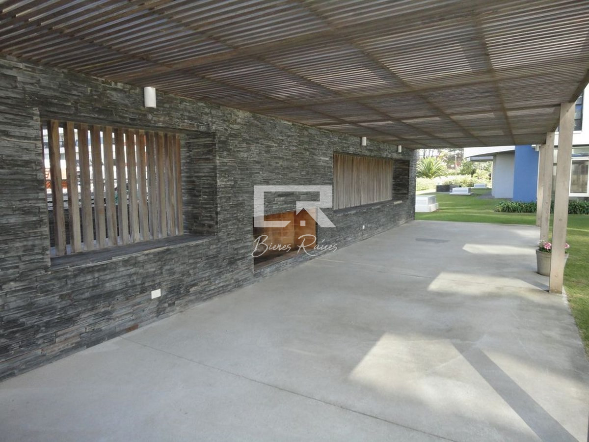 Apartamento ID.820 - Apartamento en venta 3 dormitorios en Chiverta