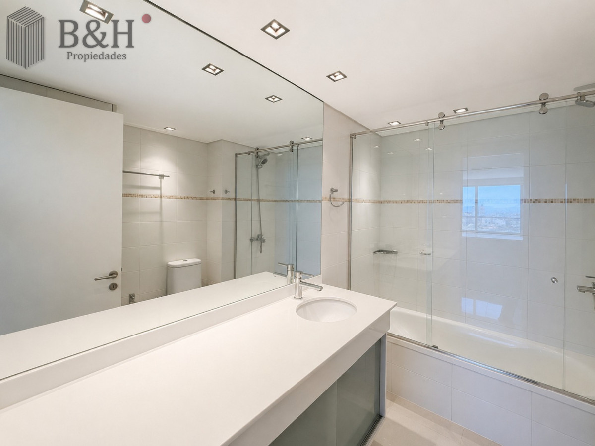 Apartamento ID.8201 - Apartamento 3 dormitorios en venta Roosevelt Punta del Este