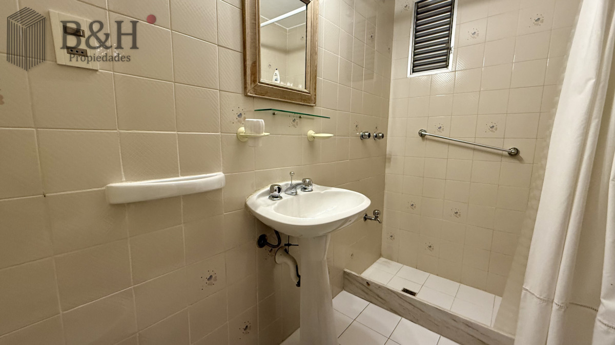 Apartamento ID.6962 - Apartamento en venta frente al mar en Punta del Este