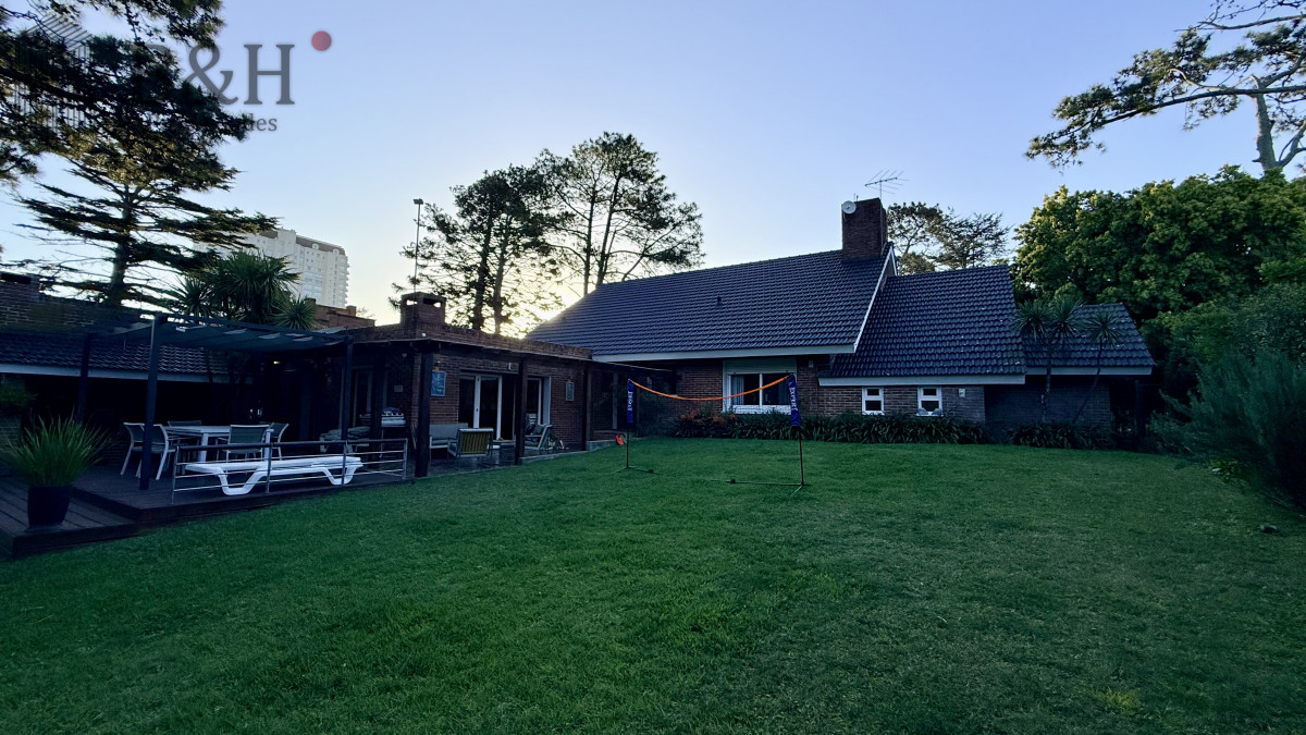 Casa ID.7431 - Casa en venta a una cuadra de plaza mansa