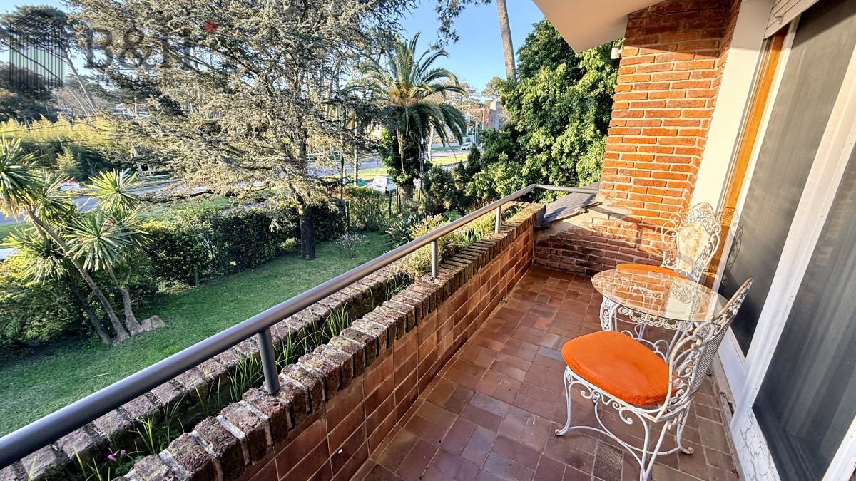Casa ID.7431 - Casa en venta a una cuadra de plaza mansa