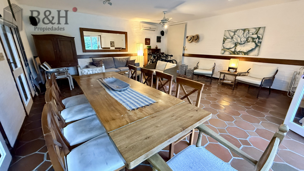 Casa ID.7431 - Casa en venta a una cuadra de plaza mansa