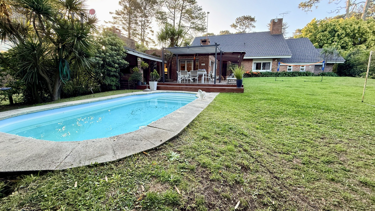 Casa ID.7431 - Casa en venta a una cuadra de plaza mansa