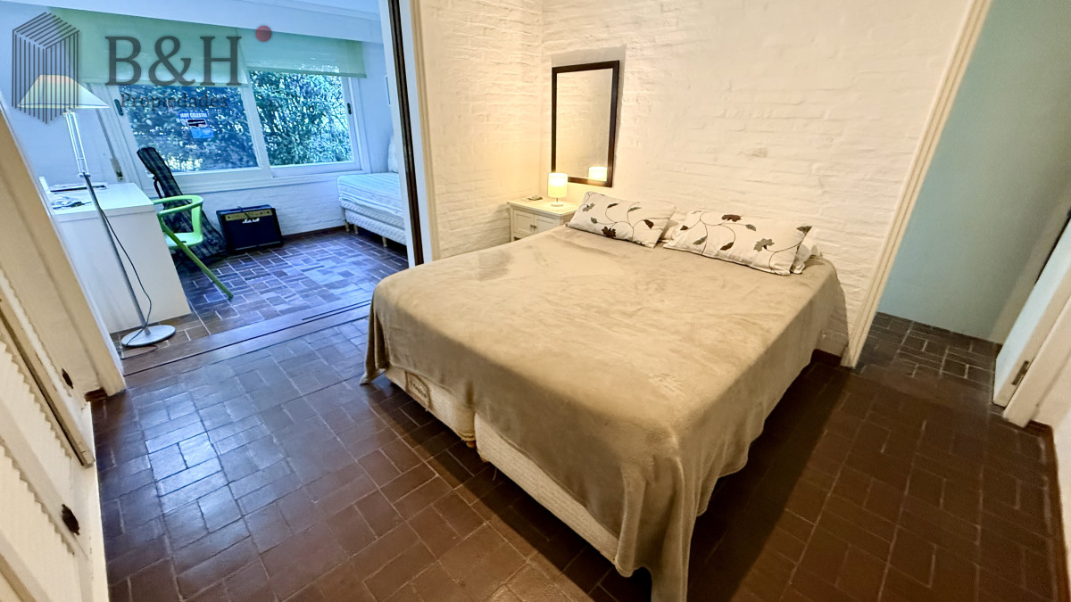 Casa ID.7431 - Casa en venta a una cuadra de plaza mansa