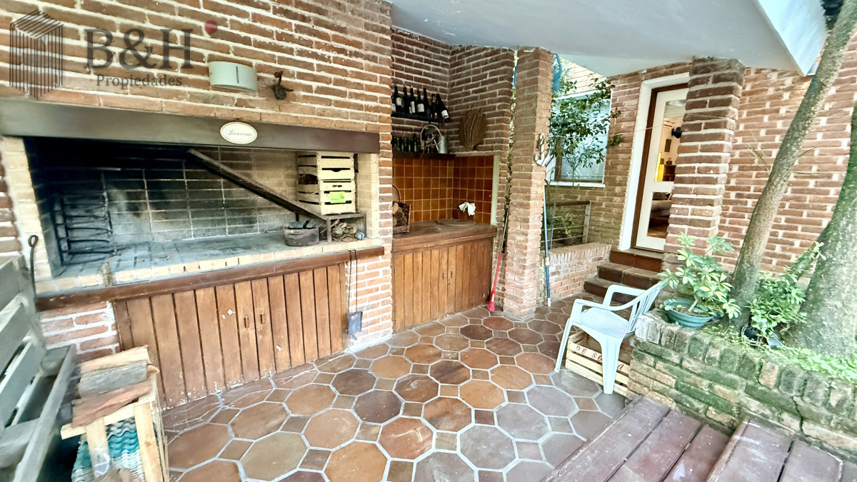 Casa ID.7431 - Casa en venta a una cuadra de plaza mansa