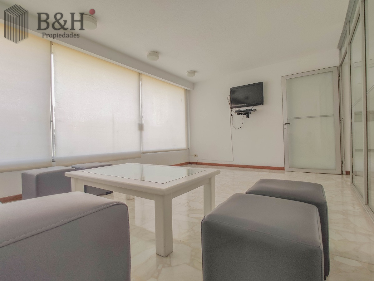 Apartamento ID.6962 - Apartamento en venta frente al mar en Punta del Este